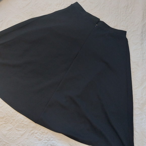 Black a-line skirt ♡🩰 - Picture 6 of 8